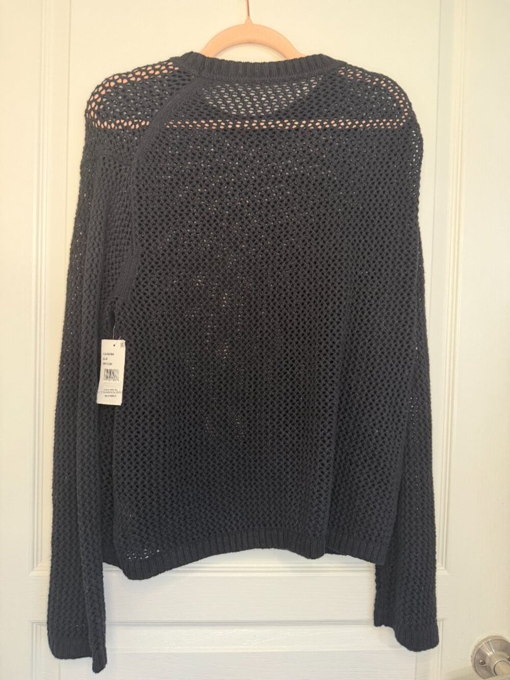 NWT Velvet by Graham & Spencer Kanan Sweater Black Cotton Cashmere- M-MSRP $198 - Picture 12 of 13